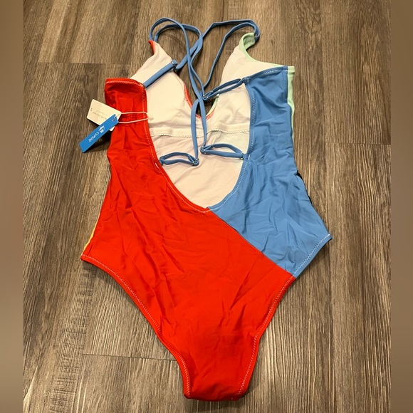 CUPSHE Color Block V-Neck One Piece Swimsuit M - Picture 6 of 6